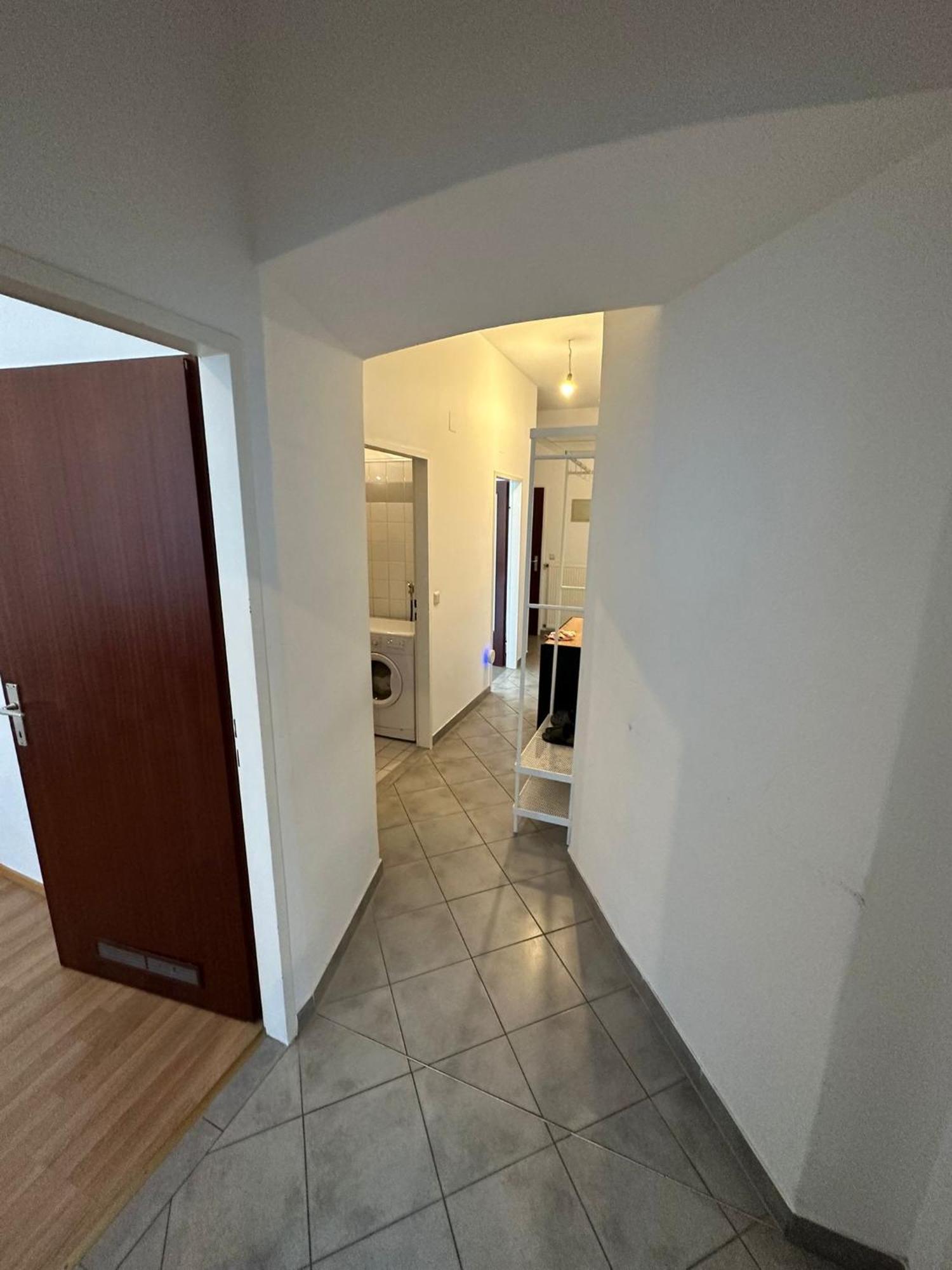 Fuer 4 Personen In 1180 Vienne
